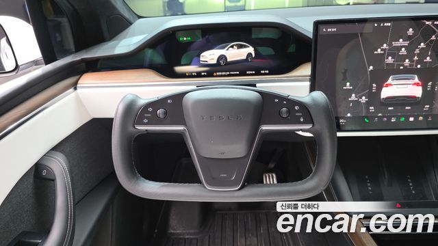 Tesla Model X AWD 2024 — фото 13