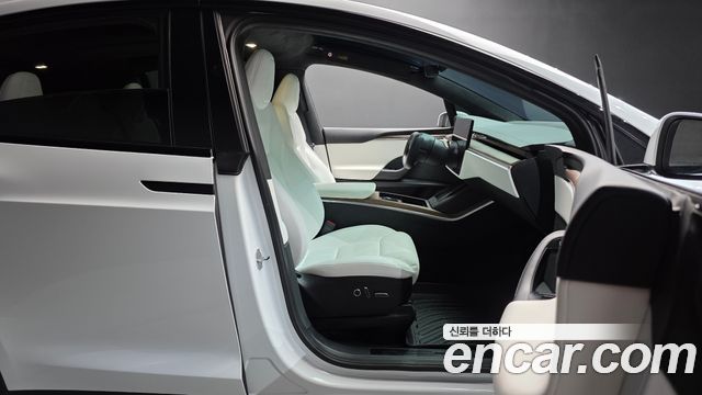 Tesla Model X AWD 2024 — фото 26
