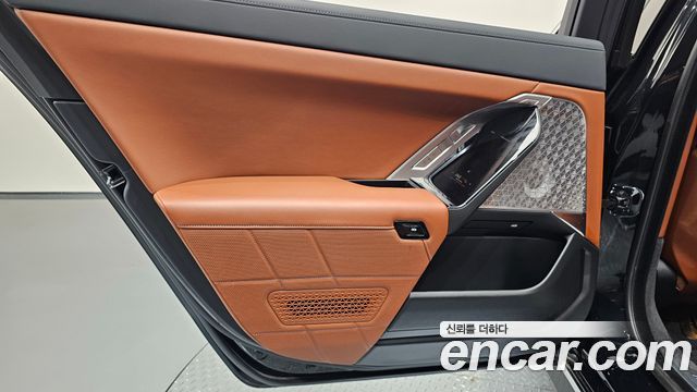 BMW 7 Series (G70) 750e xDrive M Sport 2023 — фото 25