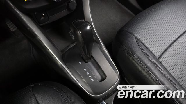 Chevrolet Trax 1.6 Diesel LS 2020 — фото 9