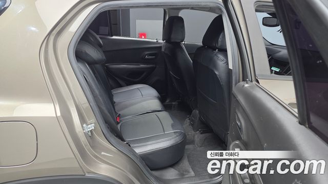 Chevrolet Trax 1.6 Diesel LS 2020 — фото 12