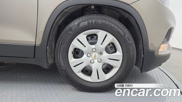 Chevrolet Trax 1.6 Diesel LS 2020 — фото 21