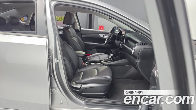 Kia K3 (II) 1.6 Prestige 2022 — фото 11