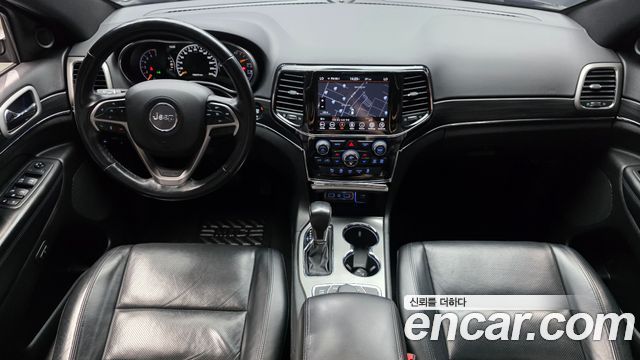 Jeep Grand Cherokee 3.6 Limited WK2 2021 — фото 7
