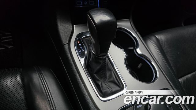Jeep Grand Cherokee 3.6 Limited WK2 2021 — фото 9