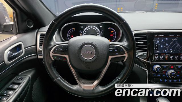 Jeep Grand Cherokee 3.6 Limited WK2 2021 — фото 13