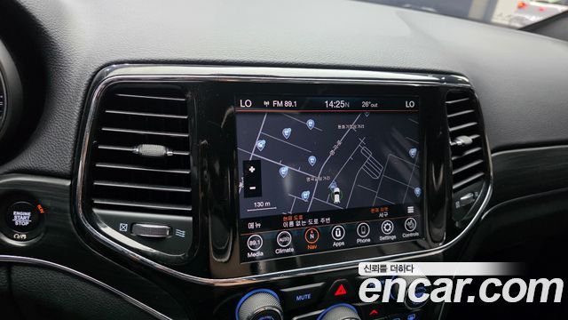Jeep Grand Cherokee 3.6 Limited WK2 2021 — фото 14