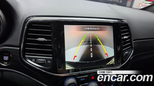 Jeep Grand Cherokee 3.6 Limited WK2 2021 — фото 15