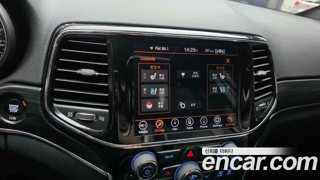 Jeep Grand Cherokee 3.6 Limited WK2 2021 — фото 16