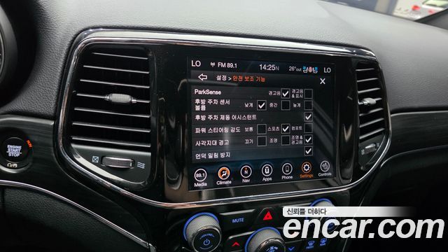 Jeep Grand Cherokee 3.6 Limited WK2 2021 — фото 17