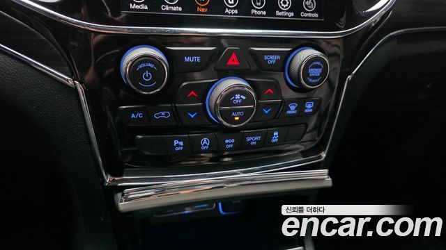 Jeep Grand Cherokee 3.6 Limited WK2 2021 — фото 18