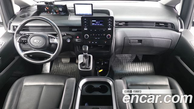 Hyundai Staria Cargo 5-Seater Modern 2022 — фото 7