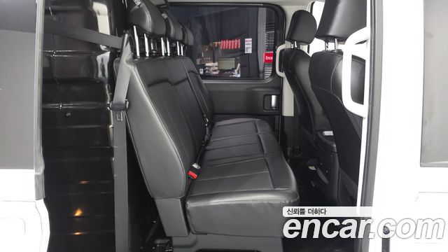 Hyundai Staria Cargo 5-Seater Modern 2022 — фото 12