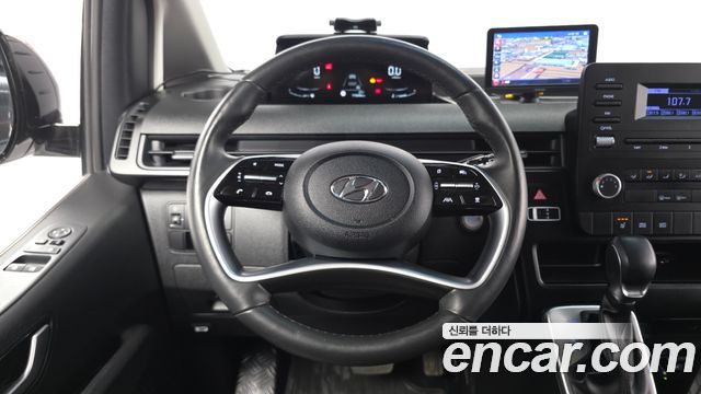 Hyundai Staria Cargo 5-Seater Modern 2022 — фото 13
