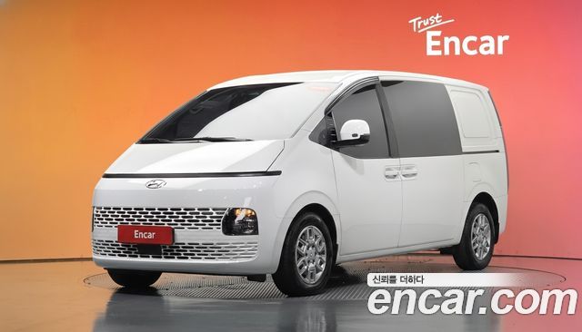Hyundai Staria Cargo 5-Seater Modern 2022 — фото 1