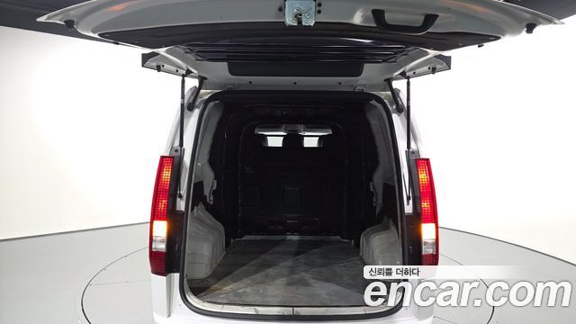 Hyundai Staria Cargo 5-Seater Modern 2022 — фото 31