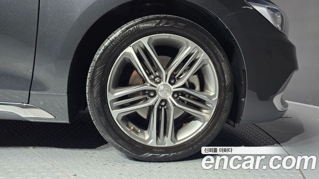 Hyundai Grandeur (IG) 3.0 LPi Modern (Rental Car) 2019 — фото 21