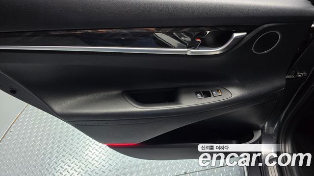 Hyundai Grandeur (IG) 3.0 LPi Modern (Rental Car) 2019 — фото 25