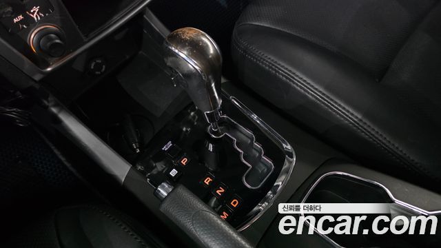 KG Mobility (SsangYong) Korando C 2.0 CVT 2WD Deluxe 2014 — фото 9