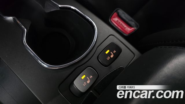 KG Mobility (SsangYong) Korando C 2.0 CVT 2WD Deluxe 2014 — фото 19