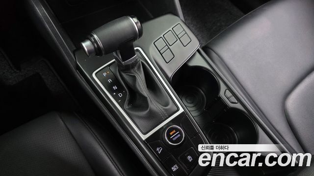 Kia Sportage (V) Diesel 2.0 4WD Prestige 2024 — фото 9