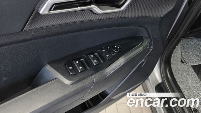 Kia Sportage (V) Diesel 2.0 4WD Prestige 2024 — фото 33
