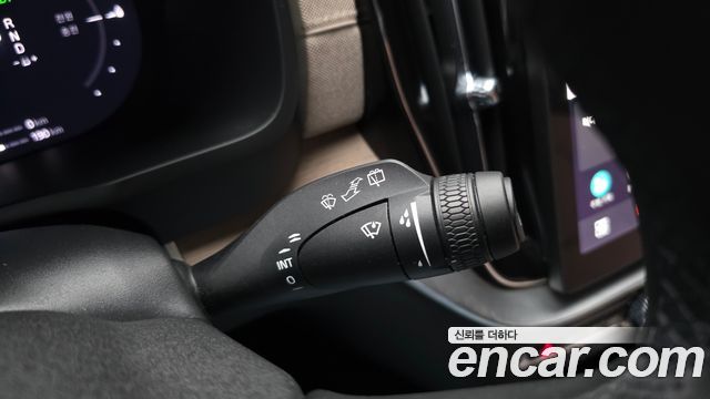 Volvo XC90 (II) T8 Ultra Bright Hybrid 2025 — фото 19