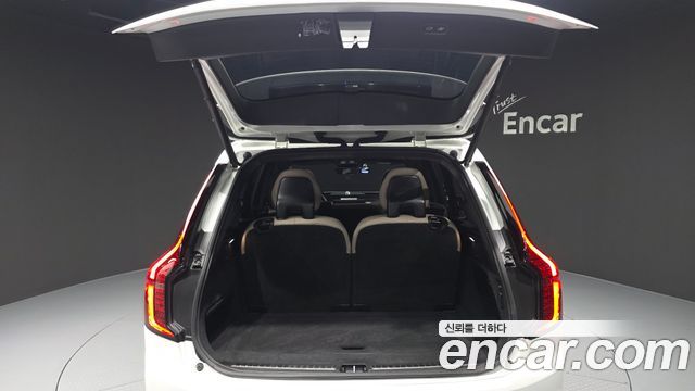 Volvo XC90 (II) T8 Ultra Bright Hybrid 2025 — фото 34