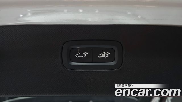 Volvo XC90 (II) T8 Ultra Bright Hybrid 2025 — фото 35