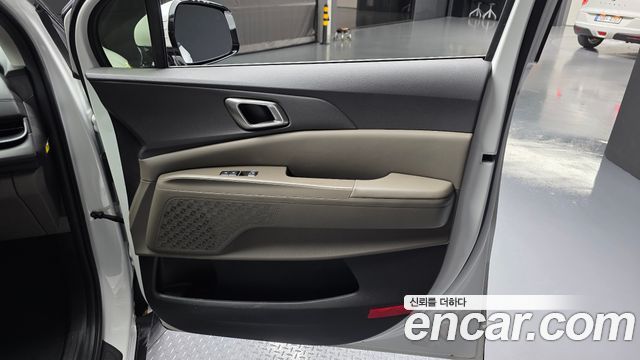 Kia Carnival (IV) Diesel 9-Seater Prestige 2025 — фото 25