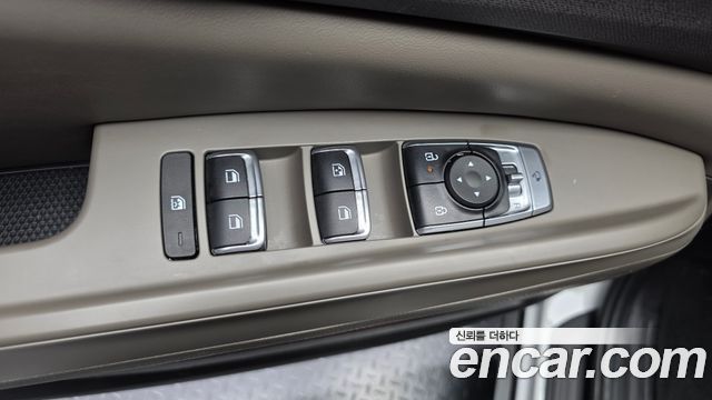 Kia Carnival (IV) Diesel 9-Seater Prestige 2025 — фото 29