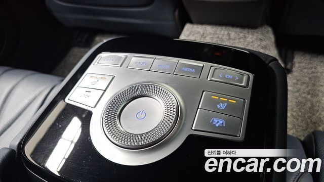 Genesis G80 (RG3) Gasoline 3.5 Turbo AWD 2021 — фото 18