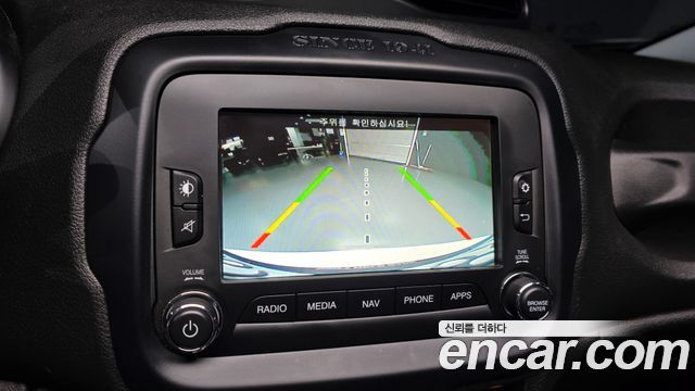 Jeep Renegade 2.0 Diesel Limited AWD 2017 — фото 16