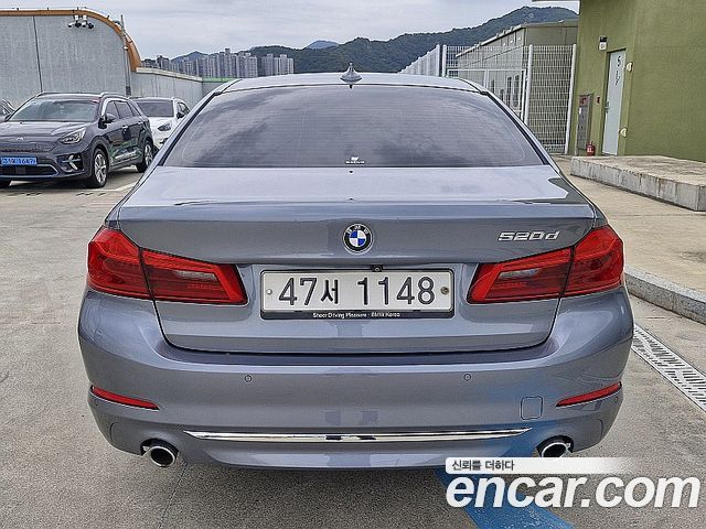 BMW 5 Series (G30) 520d Luxury Plus 2018 — фото 4