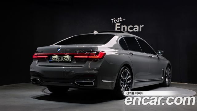 BMW 7 Series (G11) 740Li xDrive M Sport Package 2021 — фото 2