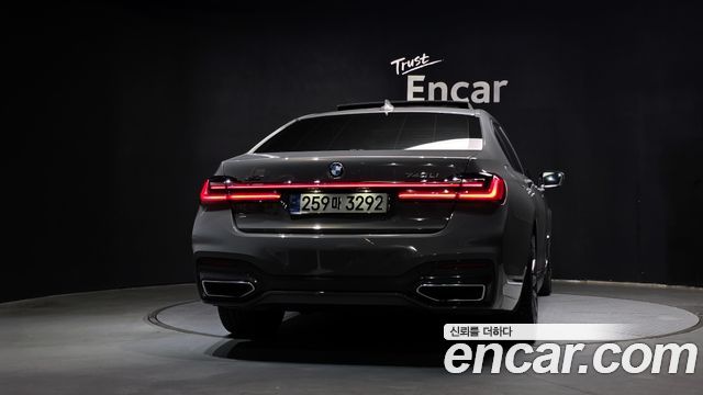 BMW 7 Series (G11) 740Li xDrive M Sport Package 2021 — фото 4