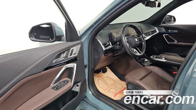 BMW X1 (U11) xDrive 20i M Sport 2024 — фото 10