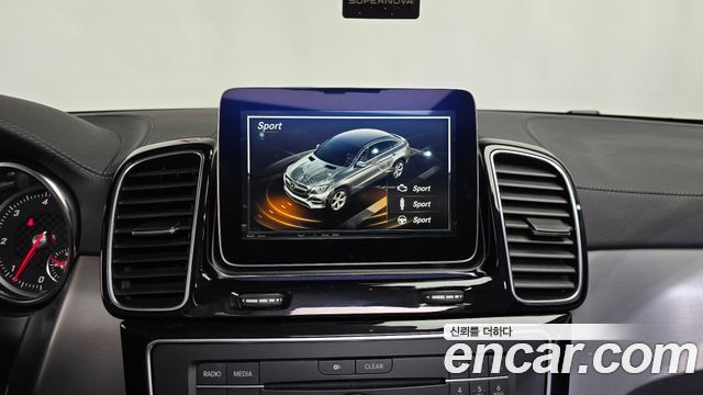 Mercedes-Benz GLE-Class (W166) GLE350 d 4MATIC Coupe 2017 — фото 13