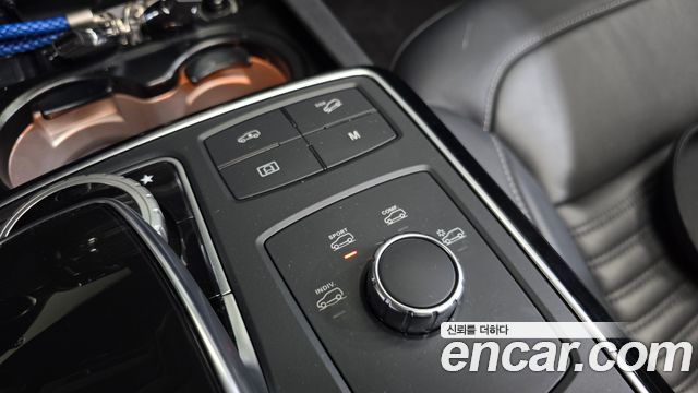 Mercedes-Benz GLE-Class (W166) GLE350 d 4MATIC Coupe 2017 — фото 18