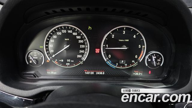 BMW X3 (F25) xDrive 20d 2015 — фото 8