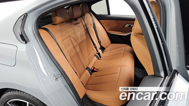 BMW 3 Series (G20) 320i M Sport 2025 — фото 15