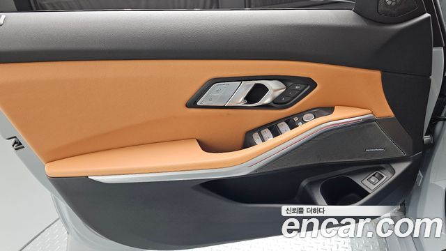 BMW 3 Series (G20) 320i M Sport 2025 — фото 30
