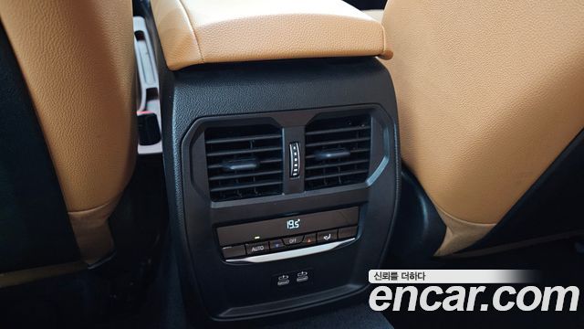 BMW 3 Series (G20) 320i M Sport 2025 — фото 40