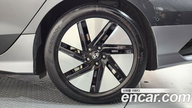 Hyundai Ioniq 6 Long Range Prestige 2025 — фото 21