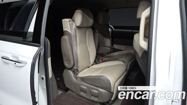 Kia Carnival (IV) Diesel 7-Seater Signature 2021 — фото 12