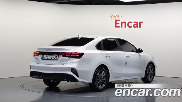 Kia K3 (II) 1.6 Prestige 2022 — фото 2