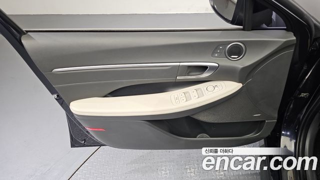 Hyundai Sonata (DN8) 2.0 Inspiration 2020 — фото 24