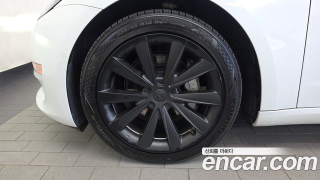 Tesla Model 3 Long Range AWD 2022 — фото 5