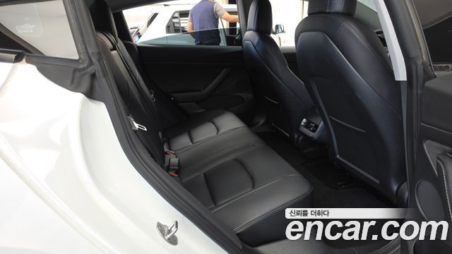 Tesla Model 3 Long Range AWD 2022 — фото 11