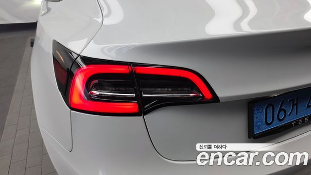 Tesla Model 3 Long Range AWD 2022 — фото 23